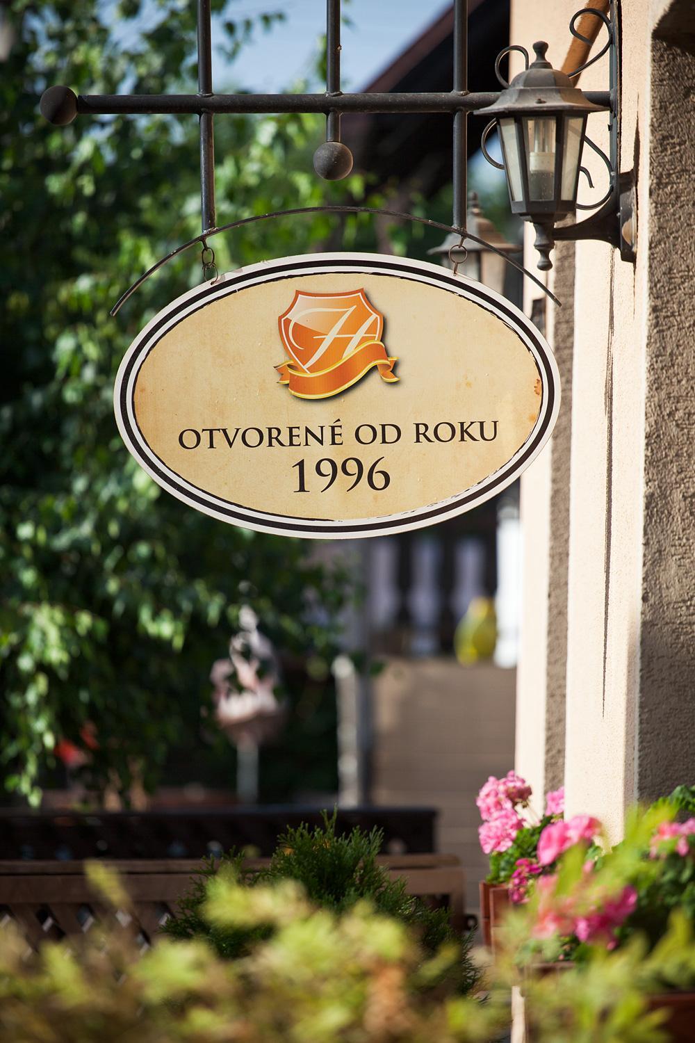 Hostinec U Hromadov - Ubytovanie V Sukromi Rajecka Lesna Exterior photo
